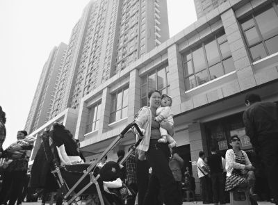 ����ϲ�w�¾���ӛ�������z